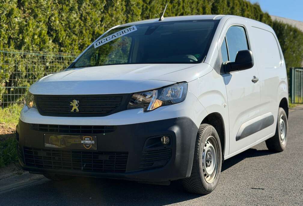 Peugeot 1.5 BlueHDi L1 PREMIUM @27.000 km@ 15700€ + tva