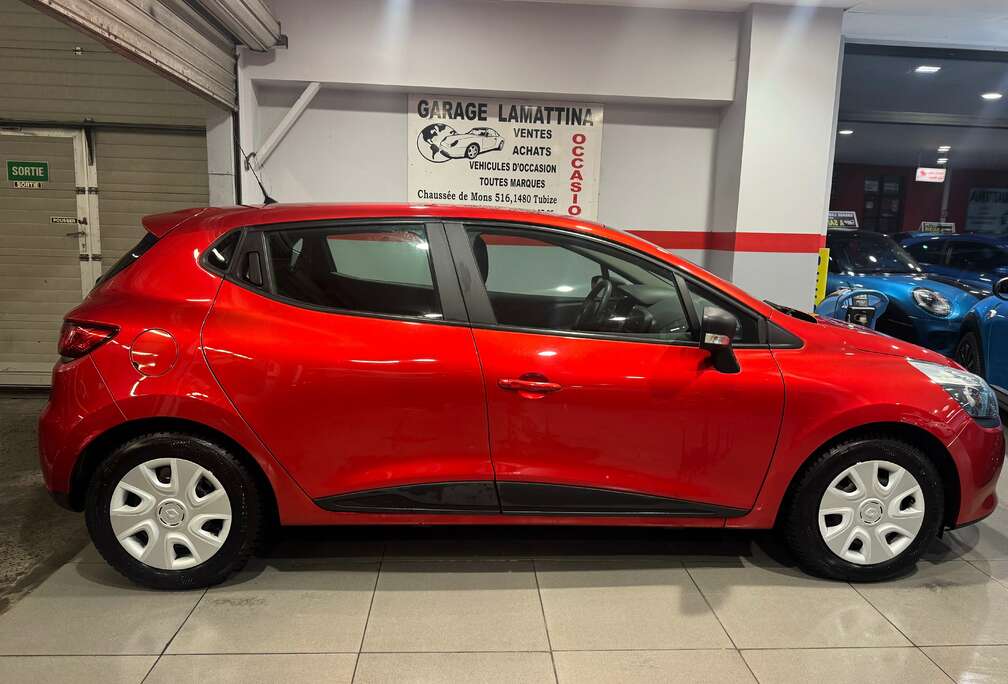 Renault Clio 1.2i Community