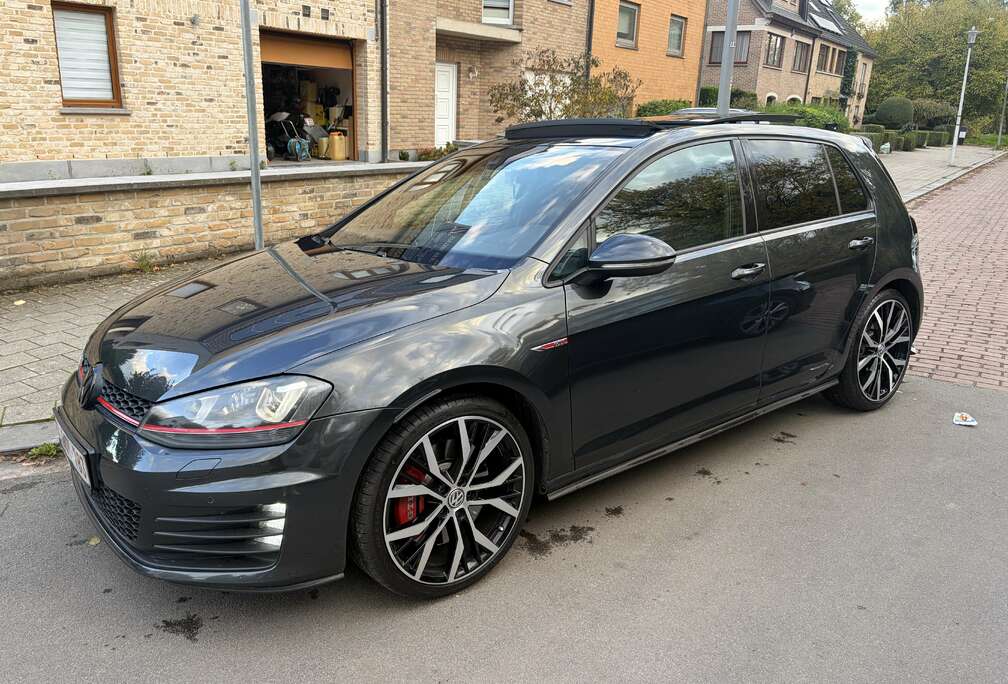 Volkswagen 2.0 TSI Performance DSG
