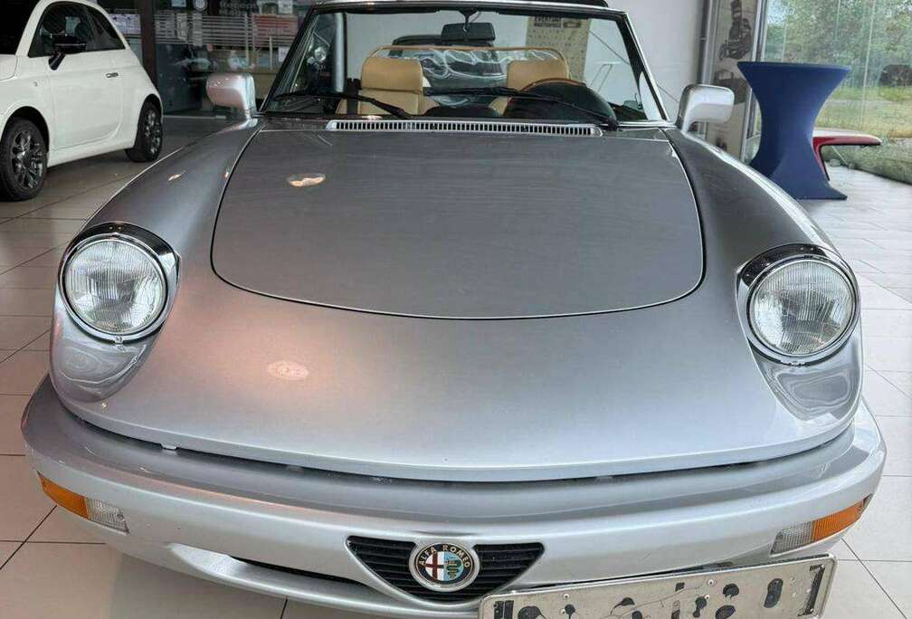 Alfa Romeo VELOCE