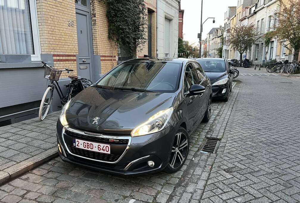 Peugeot GT Line 1.6 Hdi