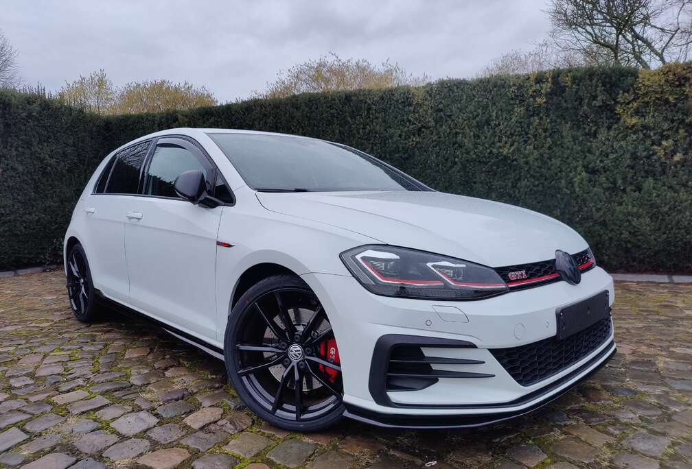 Volkswagen Golf 2.0 TSI TCR OPF DSG