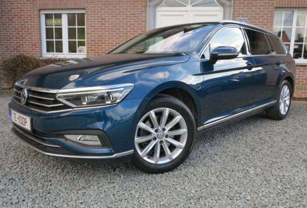 Volkswagen 1.6 TDi DSG PARKPILOT Elegance Business IN PROMO
