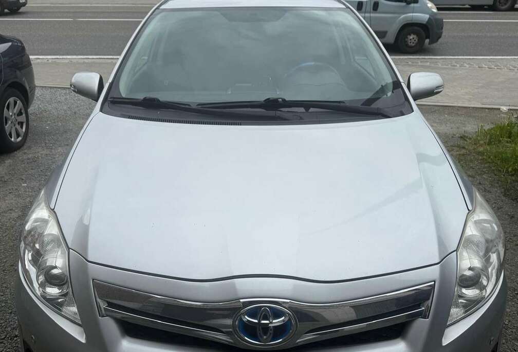 Toyota HEV 1.8i HSD Luna CVT
