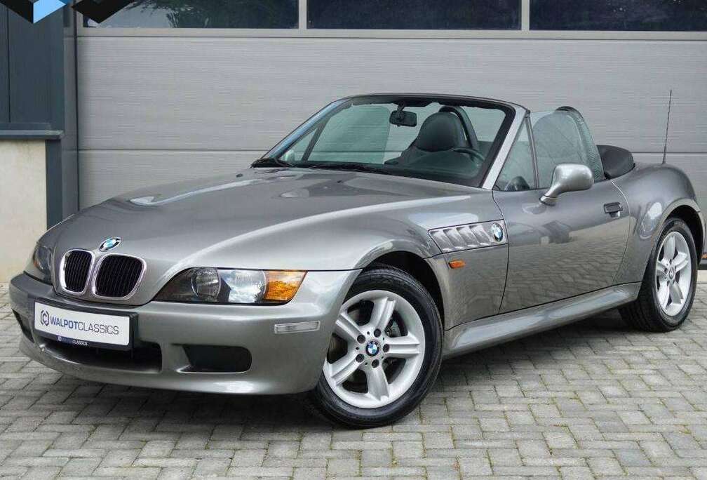 BMW 1.9i Sterlinggrau NIEUWSTAAT