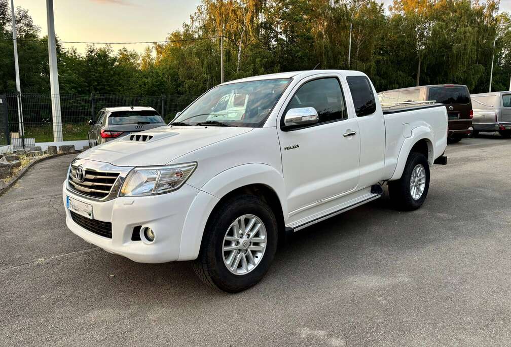 Toyota Ext Cab 2.5 D4 4X4 Belgium car car pass + TVA