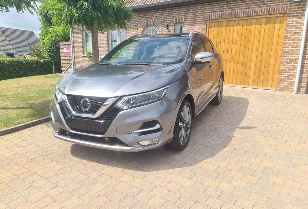 Nissan Qashqai 1.3 DIG-T  full option