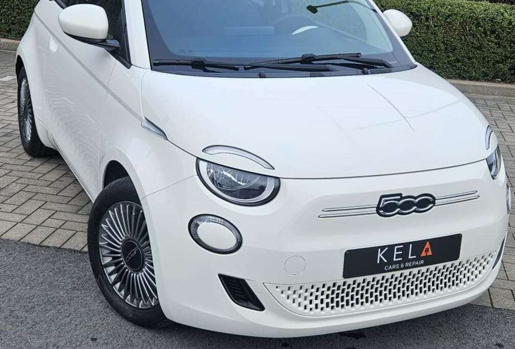 Fiat 500e 42kWh la Prima (by Bocelli)
