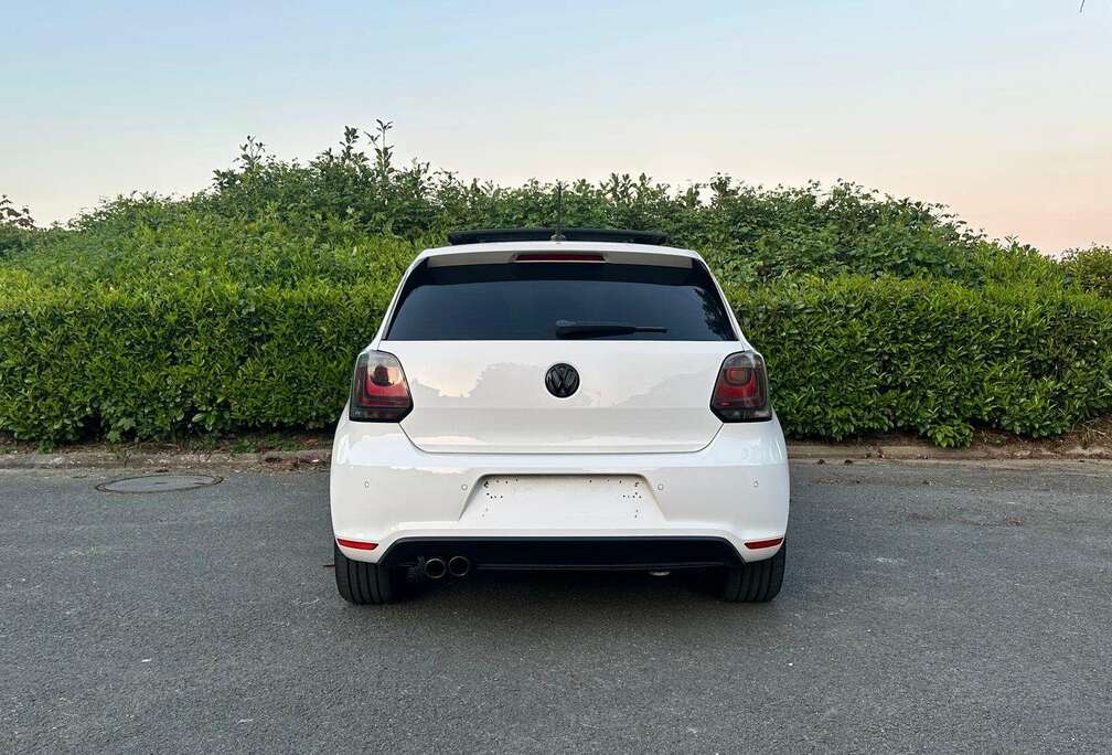 Volkswagen Vw Polo GTI 1.4 Essence 2012 boite Auto DSG
