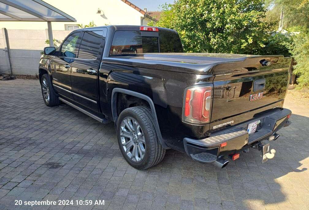 GMC denali