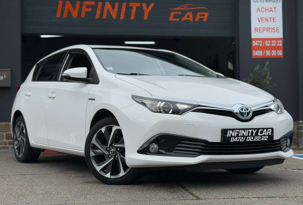 Toyota Auris HEV 1.8i HSD Black Edition E-CVT