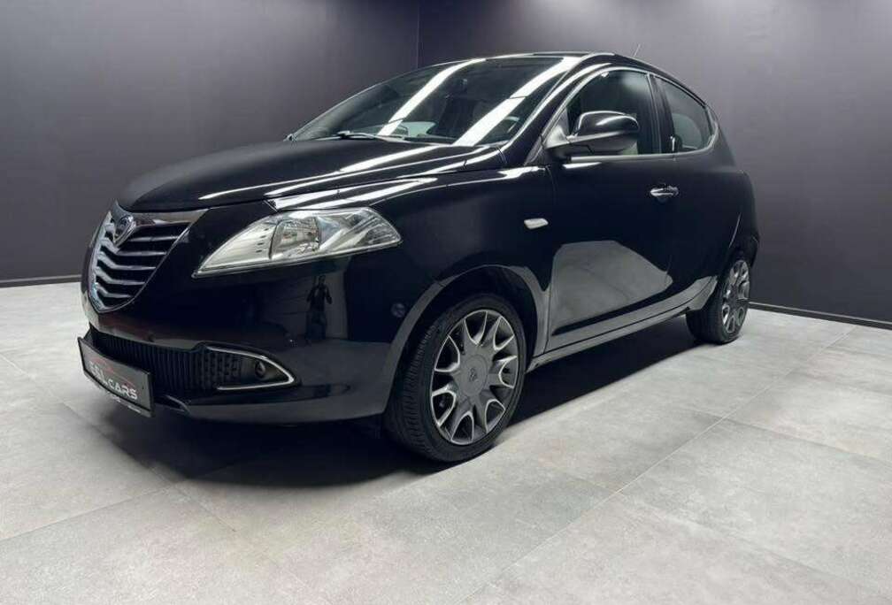 Lancia Ypsilon 1.2i **12 mois de garantie**