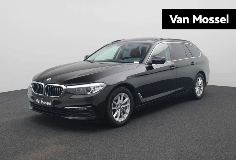 BMW 5-serie Touring 530d xDrive Executive  Navi  Led