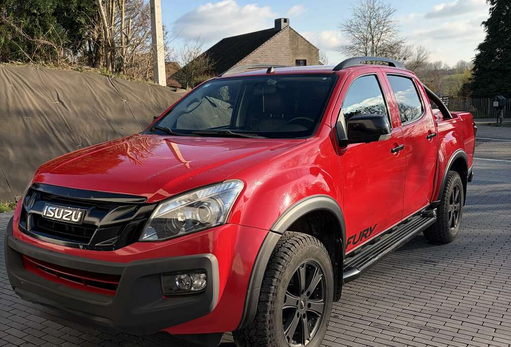 Isuzu Fury