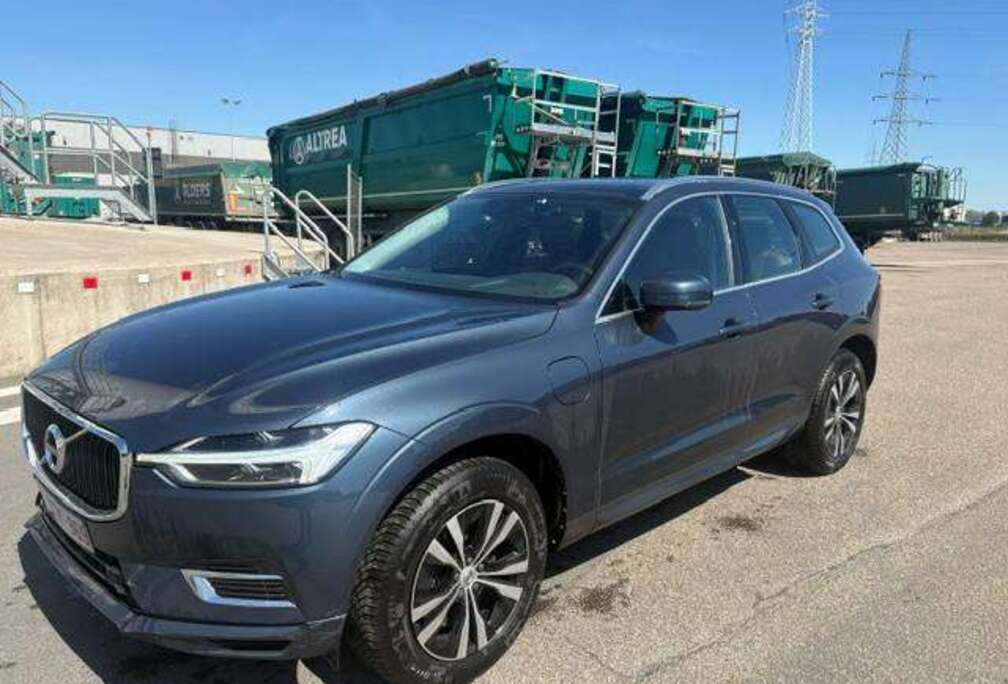 Volvo XC60 2.0 T8 PHEV AWD R-Design