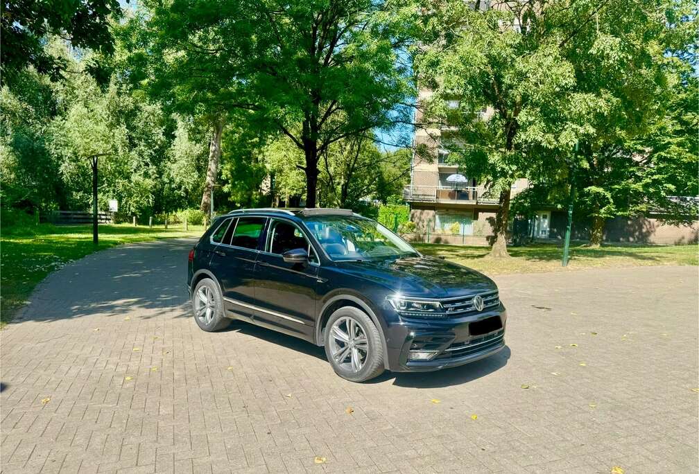 Volkswagen Tiguan 2.0 TDi R-Line Sport DSG (EU6.2)