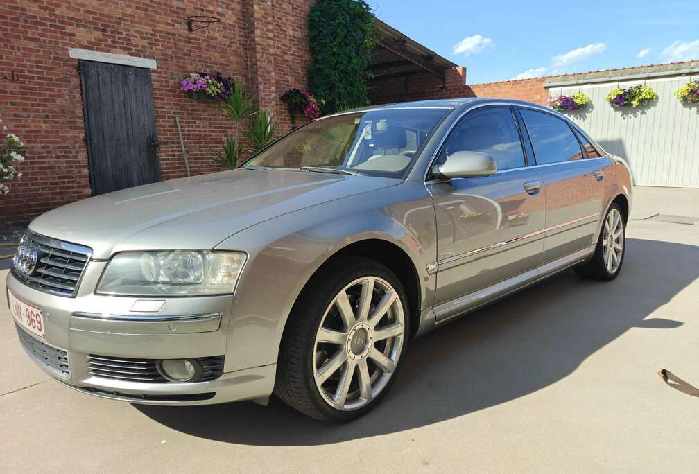 Audi Long 4.2i V8 40v Quattro Tiptronic