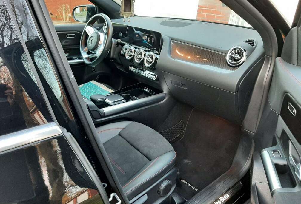 Mercedes-Benz d AMG Line