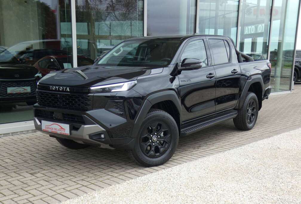 Toyota NEW MODEL! 2.8L MHEV INVINCIBLE *52884+BTW* +360°Camera +LEDER +Dodehoek +Trekhaak 3500kg +Roll bar +Bedliner