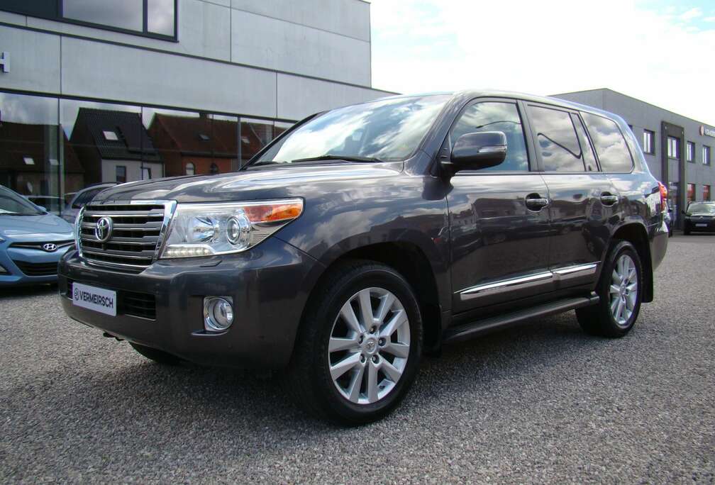 Toyota Landcruiser 4.5 D-4D V8 Premium*NEW CONDITION*VAT*