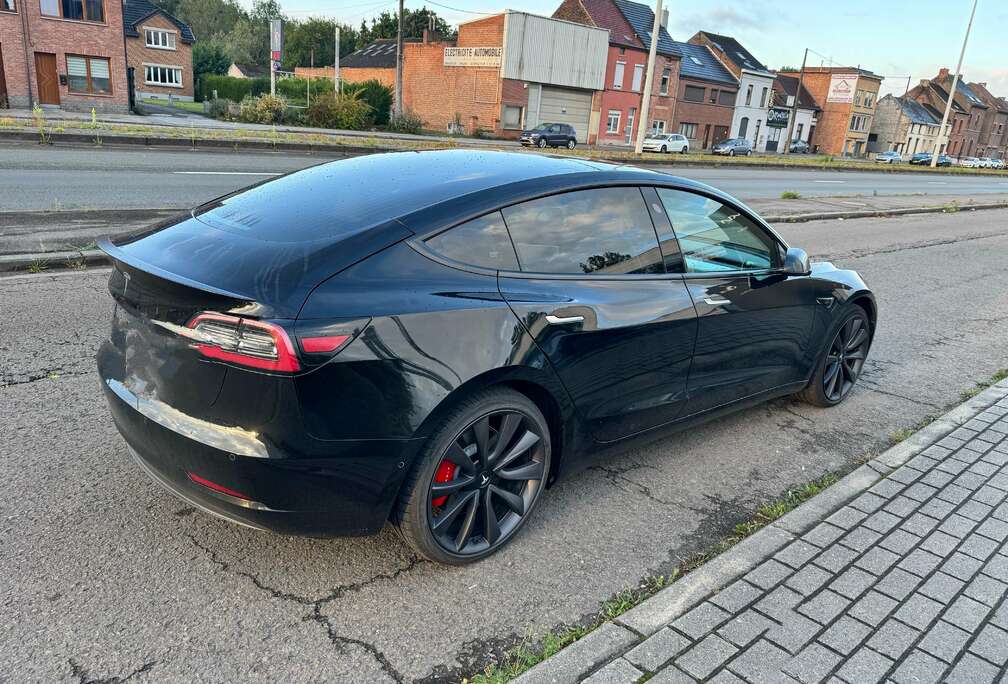 Tesla Model 3 75 kWh Performance Dual Motor