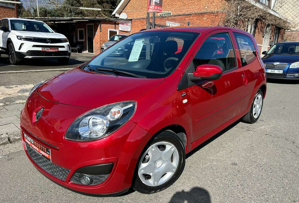 Renault 1.2i Yahoo 55(75)KW(HP) 1ER PROP GAR.1AN