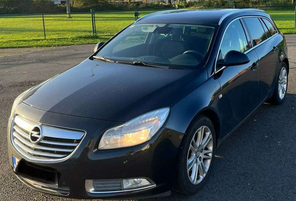 Opel Insignia 2.0 CDTI Sports Tourer Automatik Sport