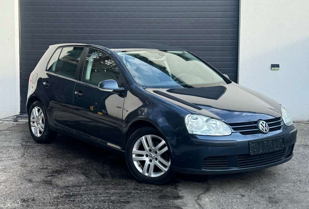 Volkswagen Golf 1.4i DEJA pret a etre immatricule