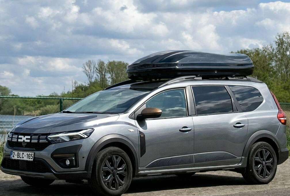 Dacia EXTREME 7pl. HYBRID 140