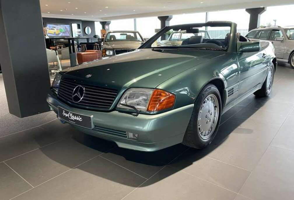Mercedes-Benz R129