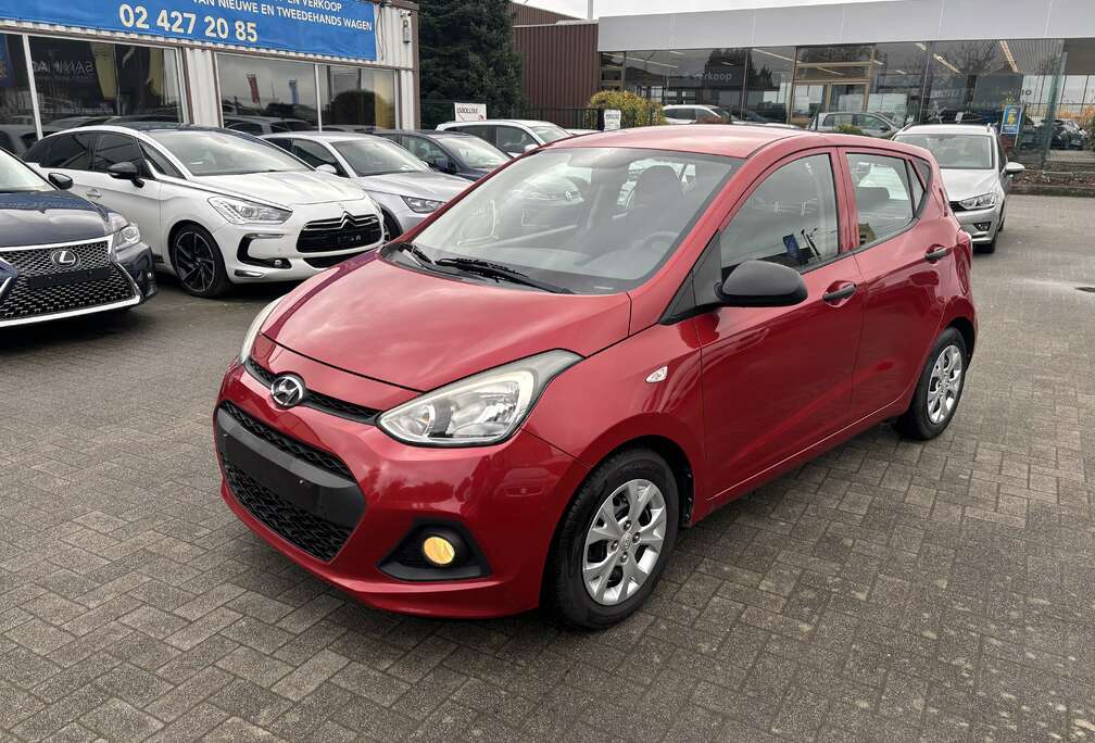 Hyundai i10 1.0i Cool      CLIMATISATION