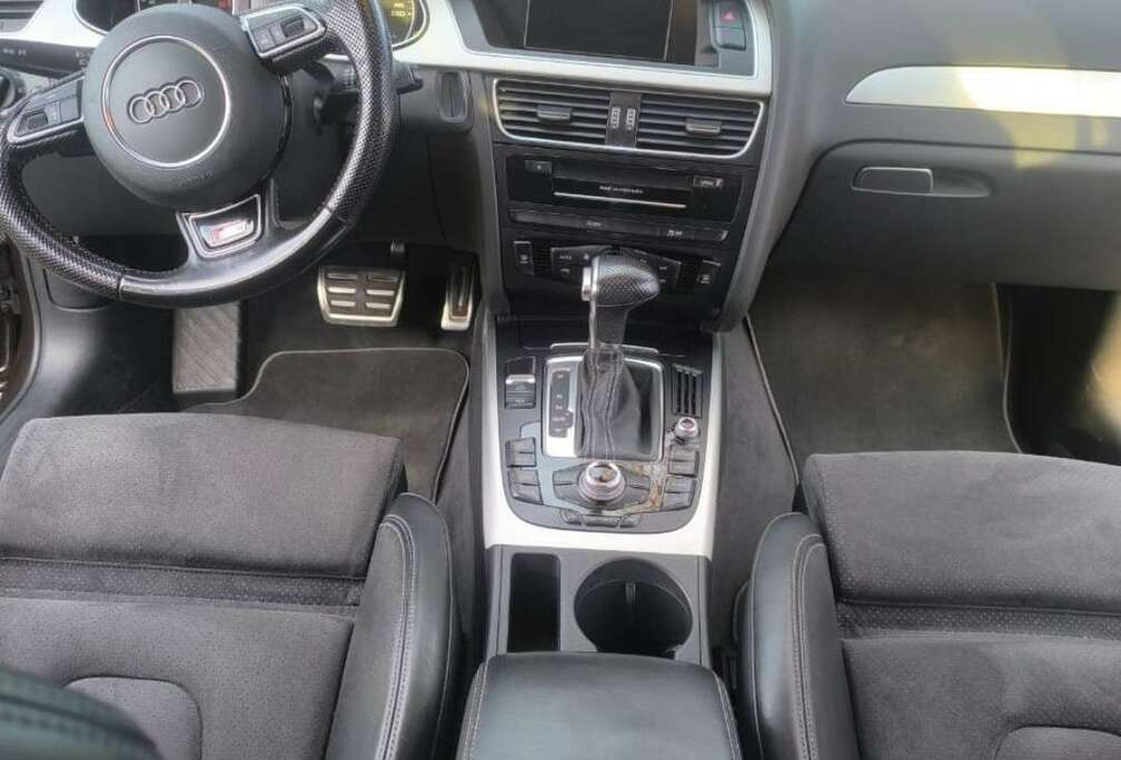 Audi audi A4 2.0 TDi S line automatique euro6
