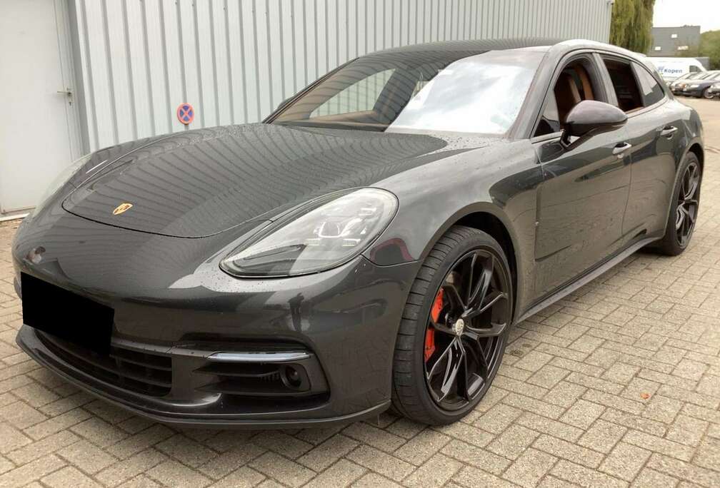 Porsche Panamera 4 Sport Turismo