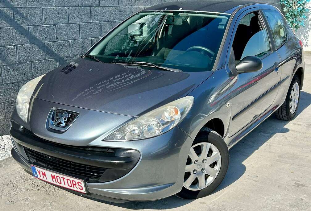 Peugeot 206  1.1i Urban