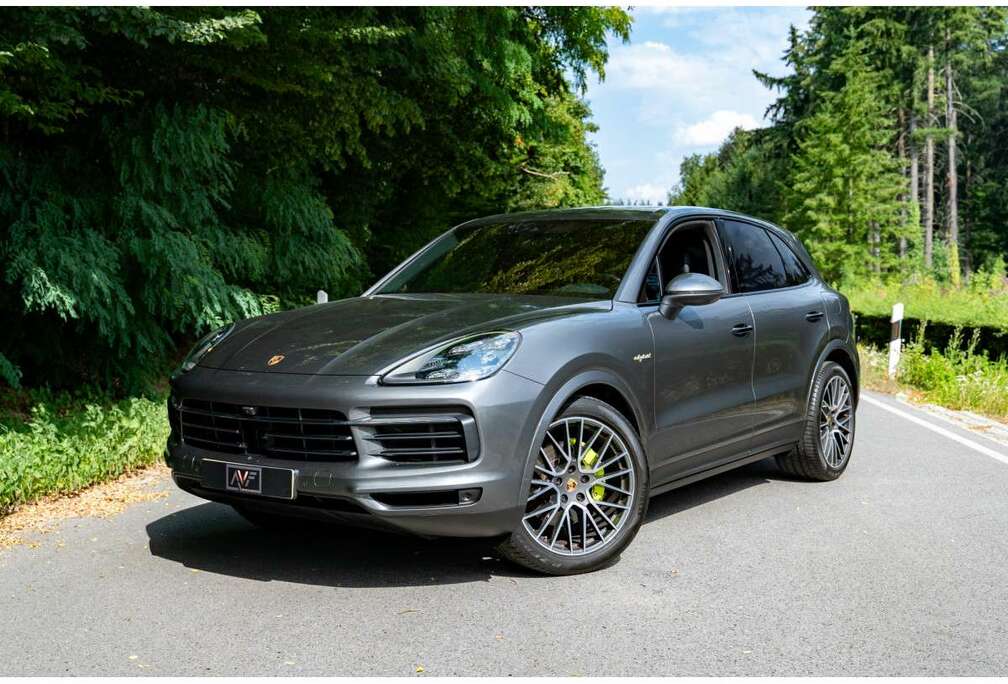 Porsche E HYBRID