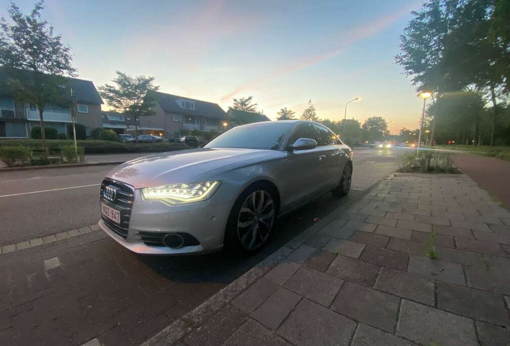 Audi 3.0 TFSI quattro S tronic