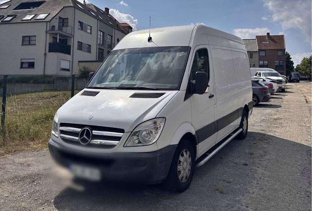 Mercedes-Benz 310 CDI - Automaat