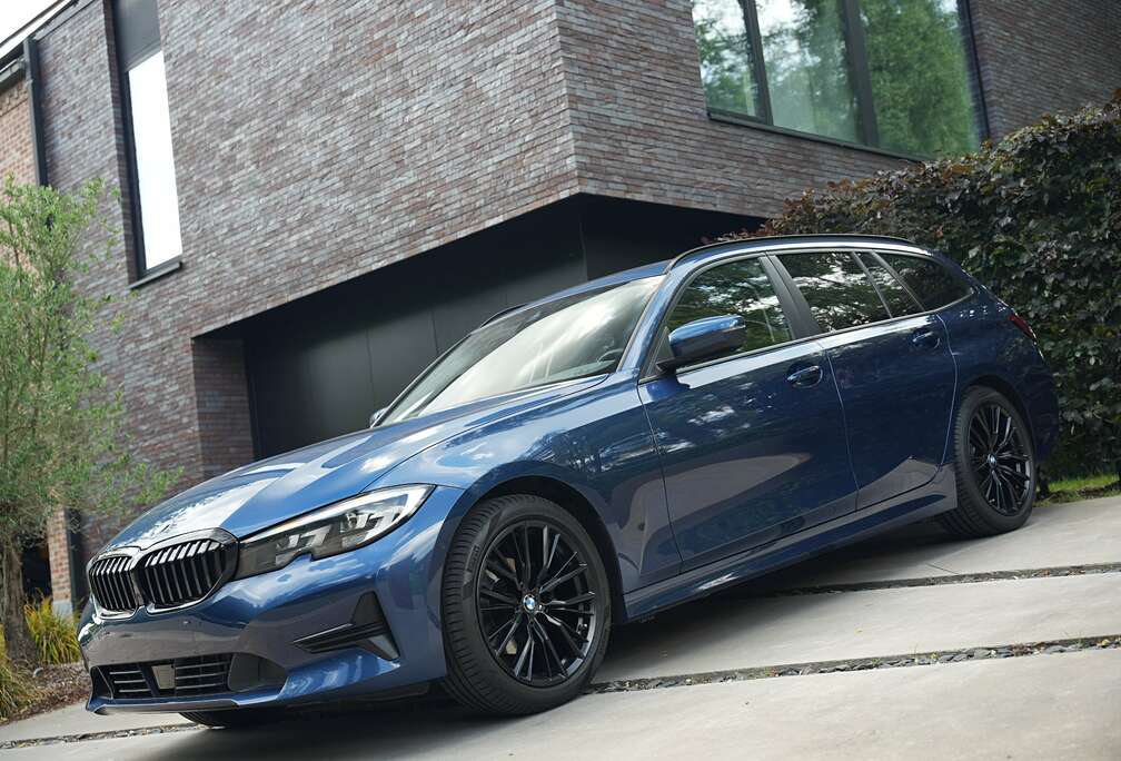 BMW iA Touring LED/LiveCockpit/Carplay/18\