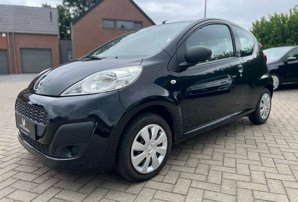 Peugeot 1.0i Active / 12 mois de garantie