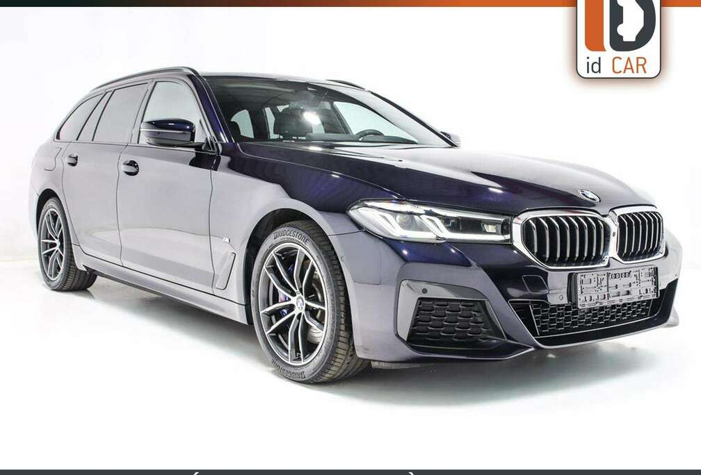 BMW E TOURING PACK M TOIT PANO CUIR LED LIVE COCKPIT