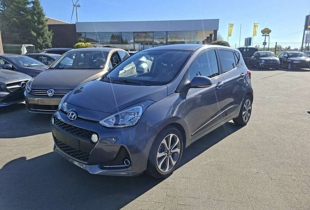 Hyundai i10 1.2i Sky