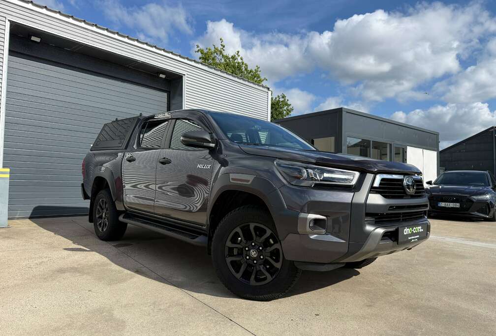 Toyota 2.8 D-4D 4WD IVINCIBLE / HARD TOP / LICHTE VRACHT / BTW AFTR