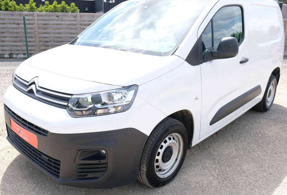 Citroen Berlingo 1.5 HDI, 3 zit, afn. trekhaak, PDC rondom, houten laadvloer, .......met garantie