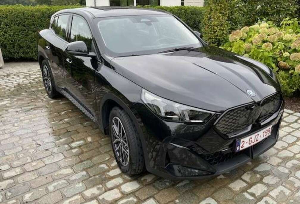 BMW iX2 66.5 kWh eDrive20