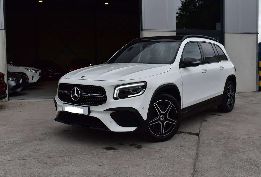Mercedes-Benz d 4-Matic Pack AMG - Pano Full Options *7 Places*