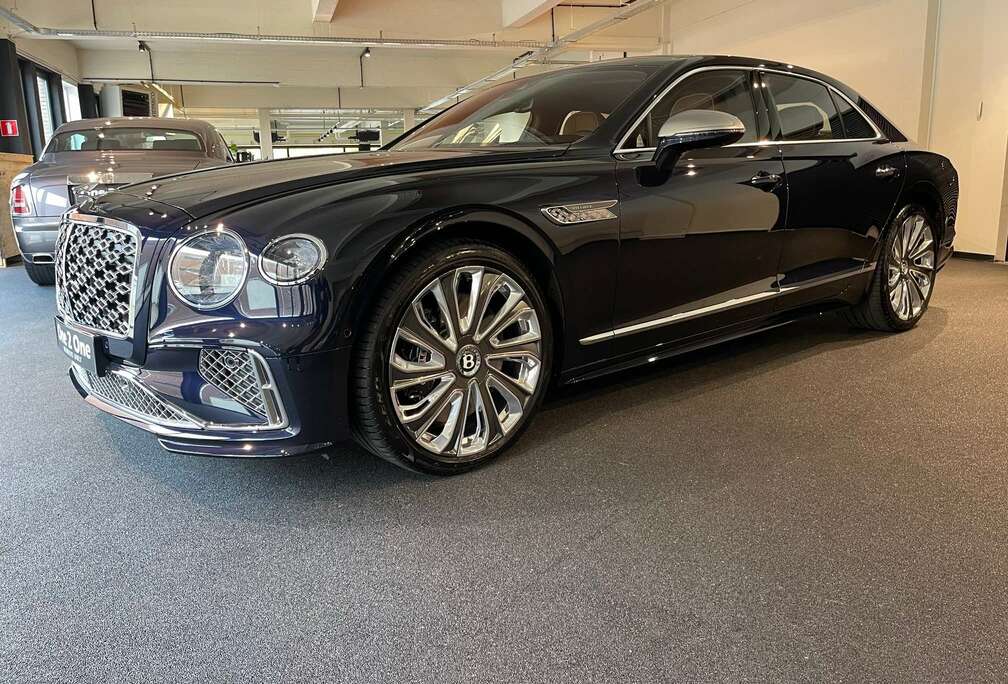 Bentley New Flying Spur V8 PHEV Mulliner (-16%)