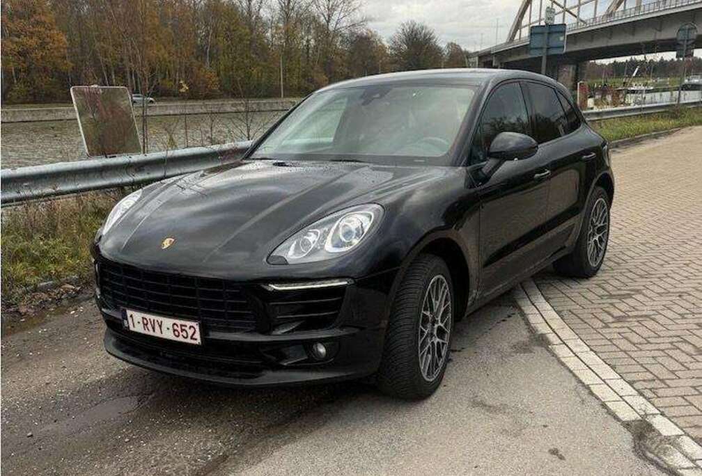 Porsche Macan PDK