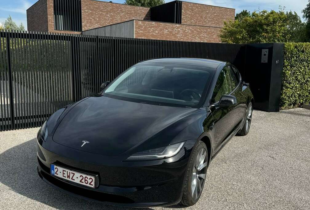 Tesla RWD Hinterradantrieb