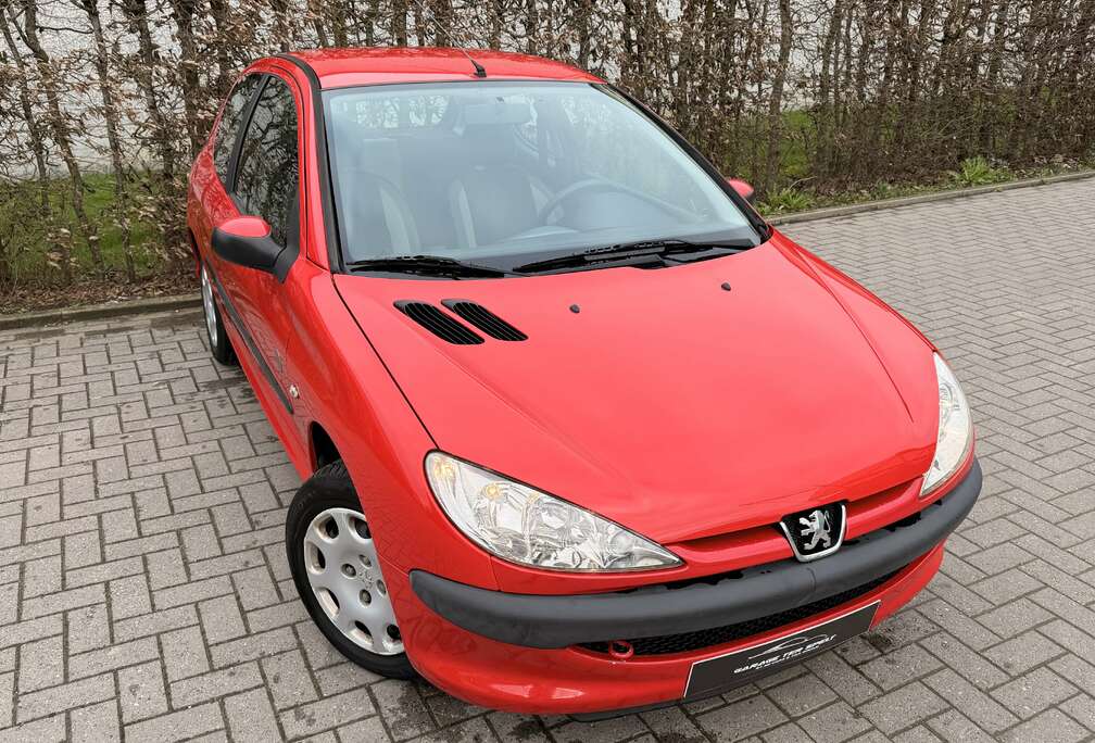 Peugeot 206 1.1i X-Design