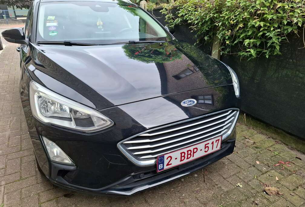 Ford Focus Turnier 1.0 EcoBoost Start-Stop-System TREND